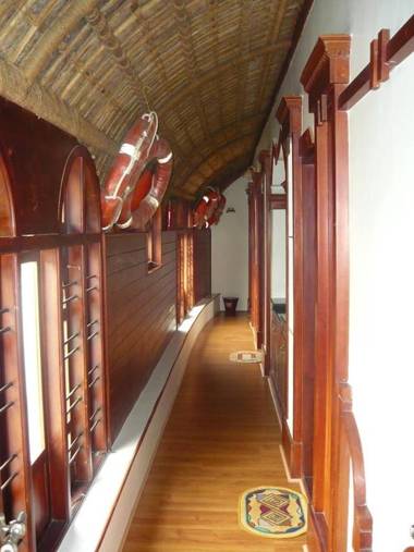 Aqua Jumbo Houseboats