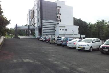 Rose International Hotel