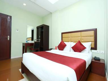 OYO 15190 Select Residency