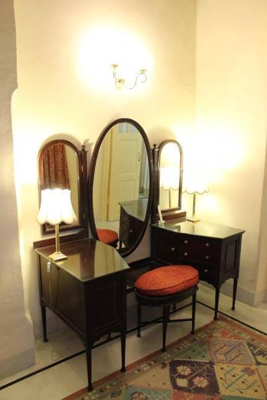 Brijraj Bhawan Palace Hotel