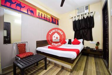 OYO 10137 Hotel Vaishnavi