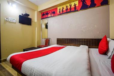 OYO 10137 Hotel Vaishnavi