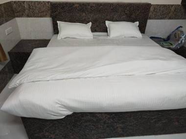 S K Resort & Marriage Garden