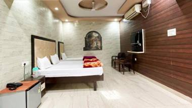 Hotel Prabhat Palace