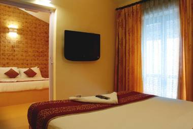 Country Club Valley Vista