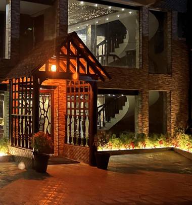 HYDERS PARK- THE LUXURY HOTEL