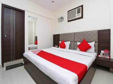 OYO 27977 Hotel Ashiyana