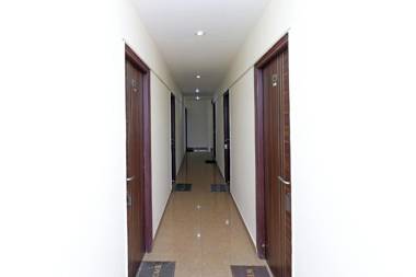 OYO 27977 Hotel Ashiyana