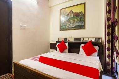 OYO Flagship 77769 Hotel Ashoka Inn
