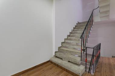 FabHotel Super 3 Premium II