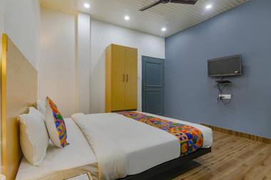 FabHotel Super 3 Premium II