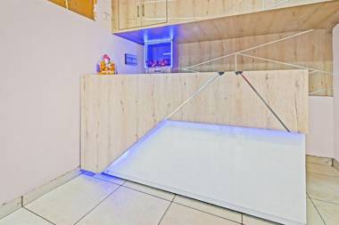 OYO Flagship 85552 Hotel Luxury Inn