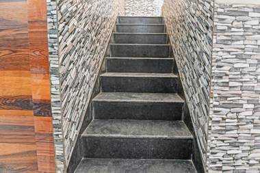 OYO Flagship 85552 Hotel Luxury Inn