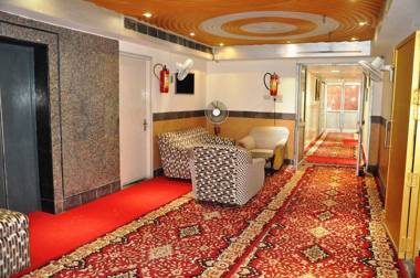 Hotel Mandakini Royale