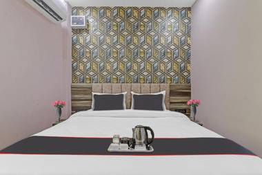 Collection O 90895 Hotel the Palacio - Govind Nagar