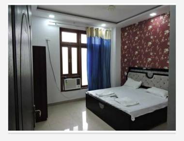 OYO 89893 Rich Chair Hotel