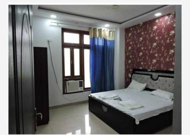 OYO 89893 Rich Chair Hotel