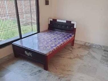 OYO HOME 89750 Friends Korner