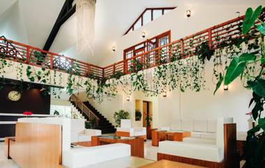 Summit Lillium Hotel & Spa