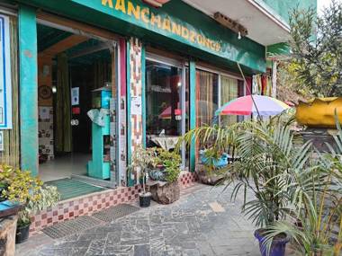 Local Connection - Kanchenjunga Homestay