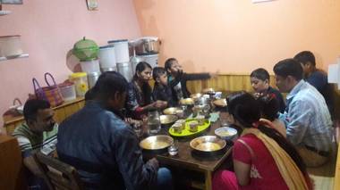 Local Connection - Shalom Homestay