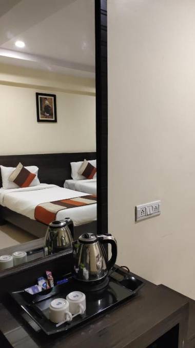 Hotel City Square By KeyMagics