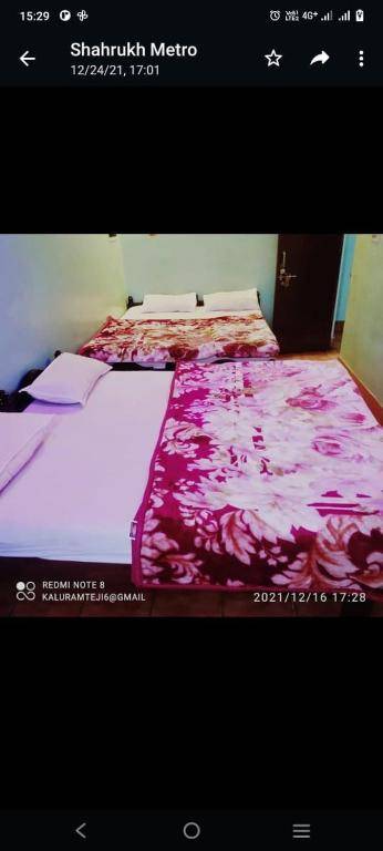 OYO 86469 Mahadev Hotel