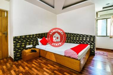 CAPITAL O 61493 Hotel All Seasons
