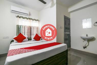 OYO Flagship 70422 Hotel Lokenath