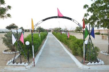 Oasis Camp Sam Resort