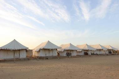 Sheesh Mahal Desert Camp