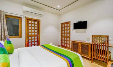 Treebo Trip Chandrangan Excellency Hanuman Circle