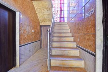 Capital O 85541 Hotel Crown Villa