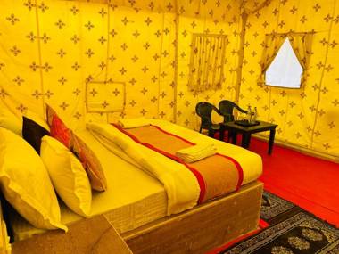 jaisalmer sand dunes camp&resort
