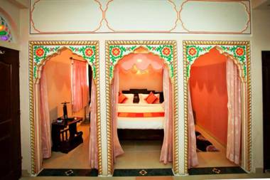 Hotel Moon Light Palace