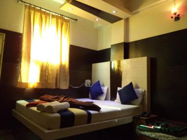 Hotel Abhineet Palace