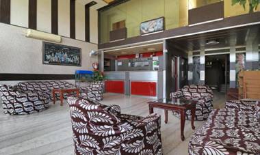 Jypore Saffron Inn & Suites