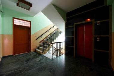 Collection O 2249 Hotel Blue Bird