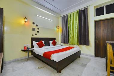 OYO 1143 Hotel RDB Palace