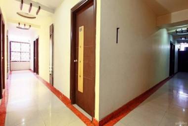 Hotel Mahadev Regency