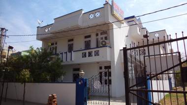 Royal City Guest House