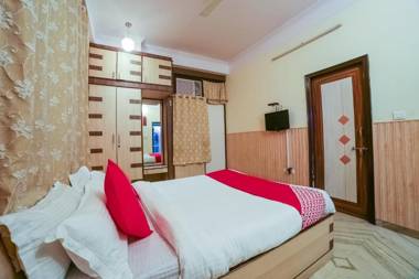 Capital O 37274 The Royal Palace