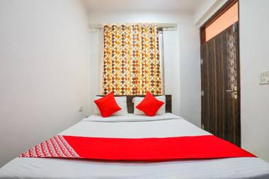 OYO 36978 Hotel Harsh
