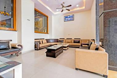 Collection O 37742 Hotel Golden Leaf