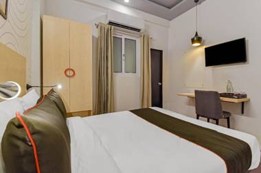 Collection O 40206 Govind Marg