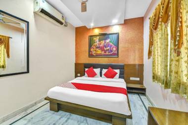 OYO 10992 Hotel Royal Villa