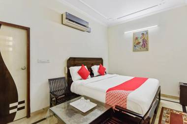 OYO 45641 Ekta My Stay