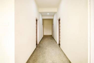 OYO 45931 Hotel Ganesham