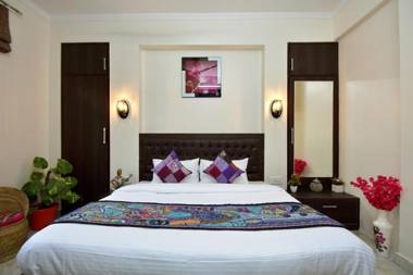 Shanti Villas - Luxury Home Stay Apartment