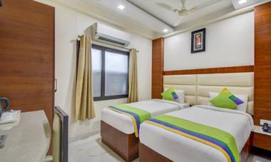 Treebo Trend Hotel Rockland And Restaurant